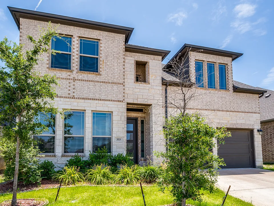333 Foxthorne Way