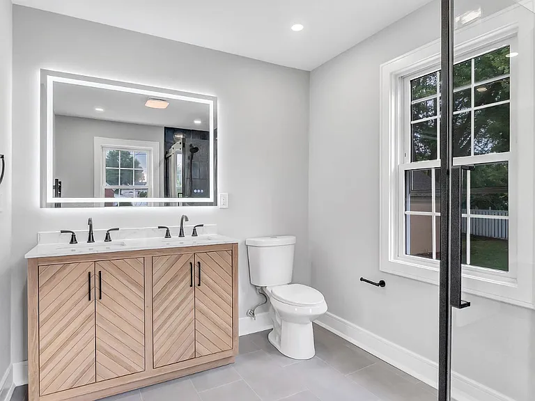 116 Morse St — Photo 16