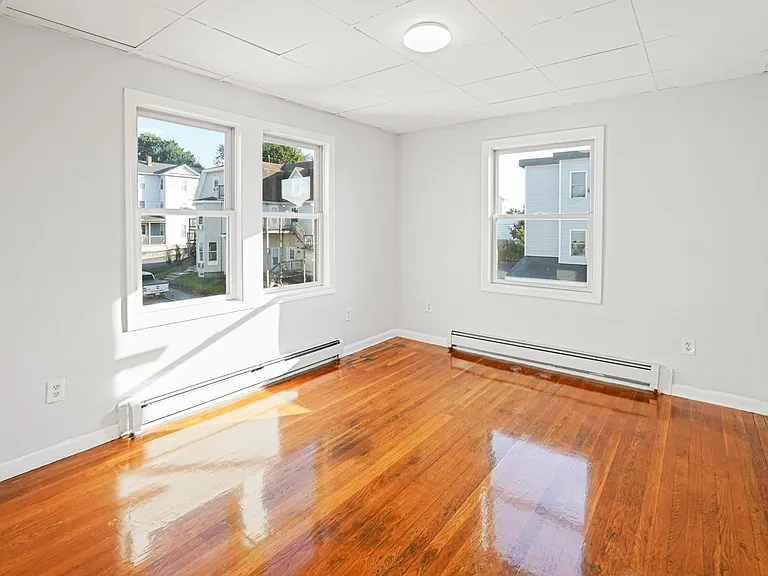 3 Allen St — Photo 10