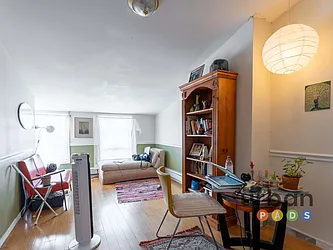 39 Vernon Avenue