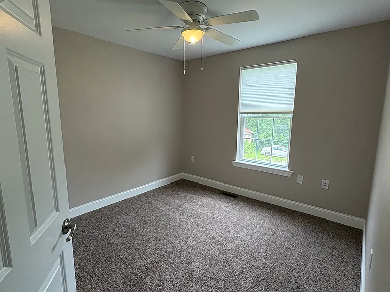 109 S Pine St — Photo 19