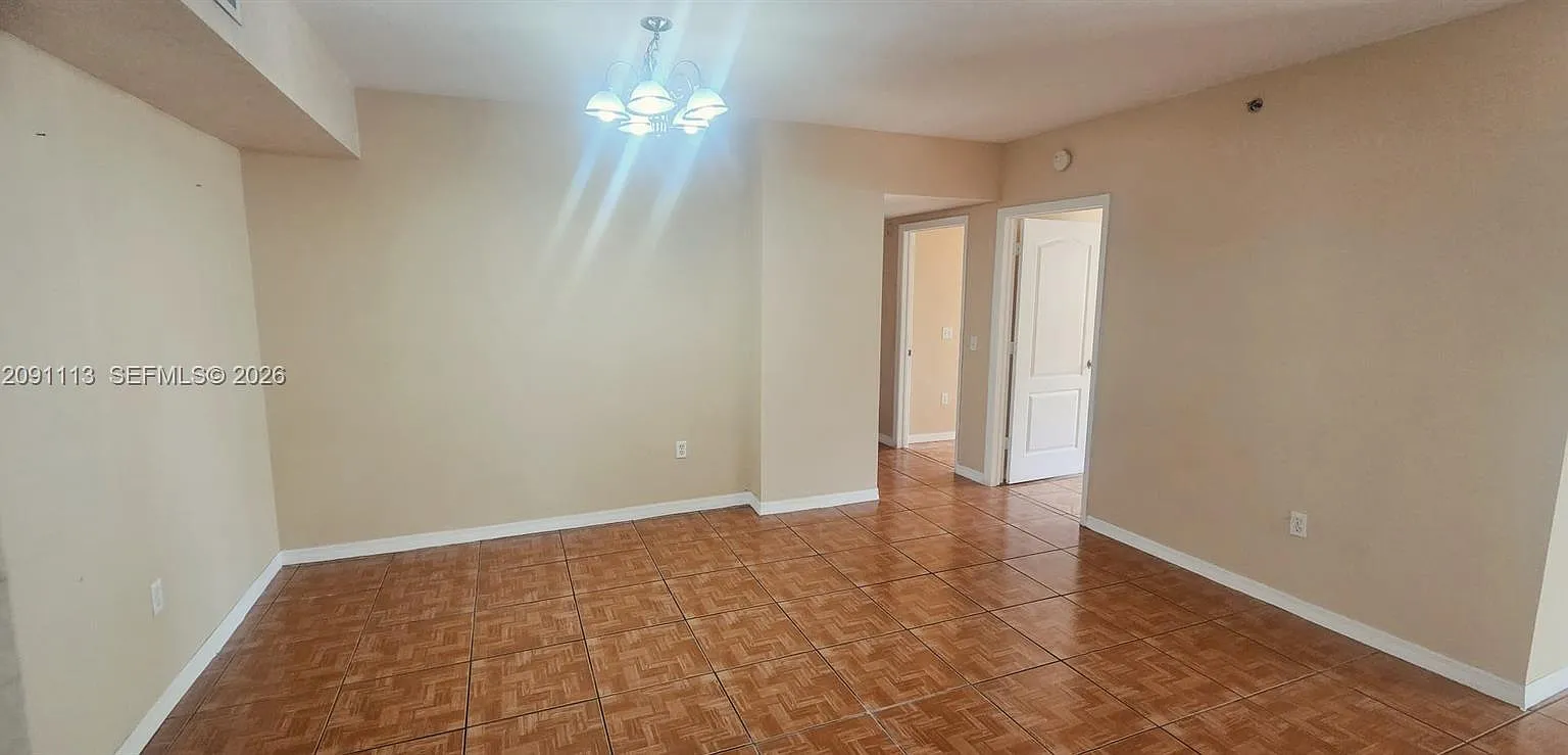 Keystone Courts Condo — Photo 1