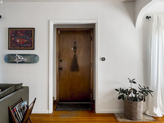 5th image of 4629 SE 73rd Ave