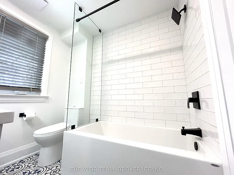 3 Costain Ave — Photo 15