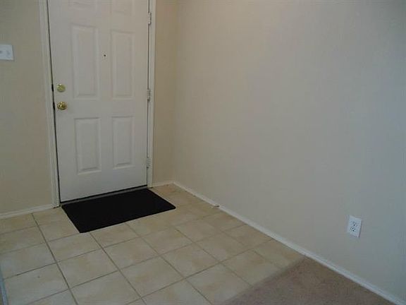4th image of 4204 Golden Horn Ln