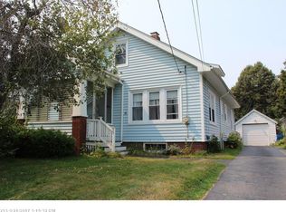 35 Kenilworth St, Portland, ME 04102