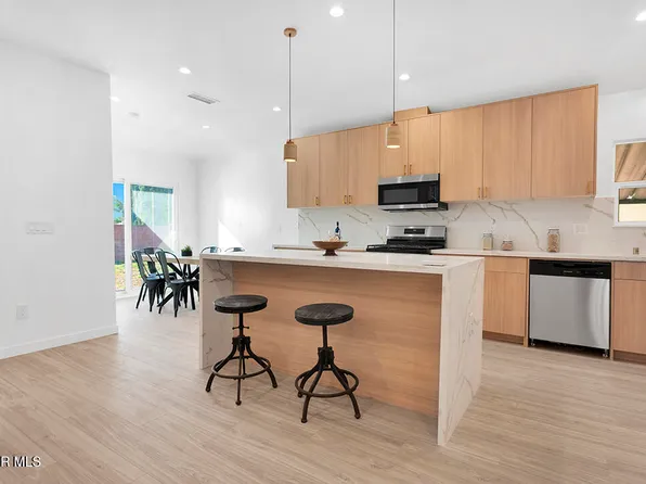 14868 Envoy St, Sylmar, CA 91342