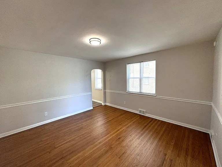 Gorgeous Renovated Private Home in Drexel Hill, PA — Photo 11