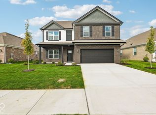 5926 Aleppo Ln, Greenwood, IN 46143