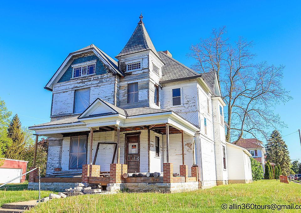 1st image of 17 Jefferson St