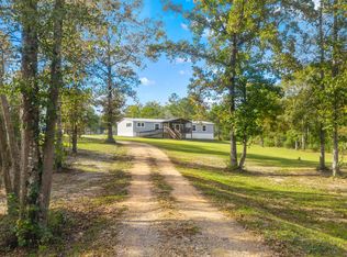 63 Sweet Home Ln, Poplarville, MS 39470