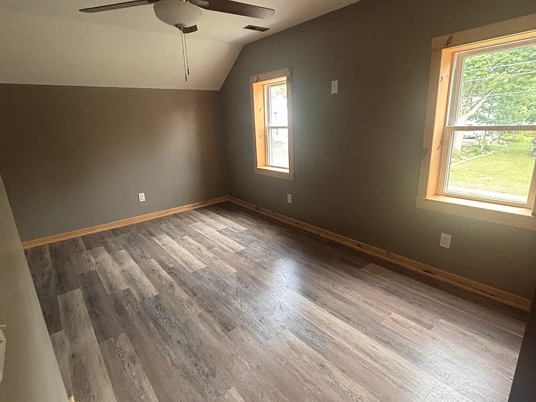 100 Spring St #2 — Photo 8