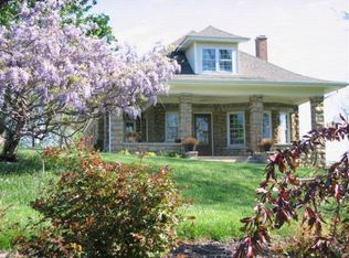 716 W Liberty Dr, Liberty, MO 64068
