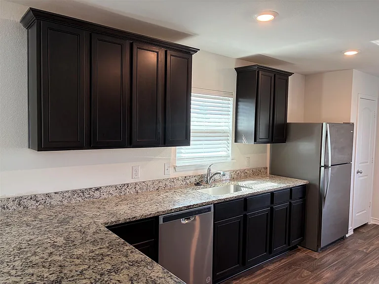 14213 Prairie Sod Ln — Photo 10