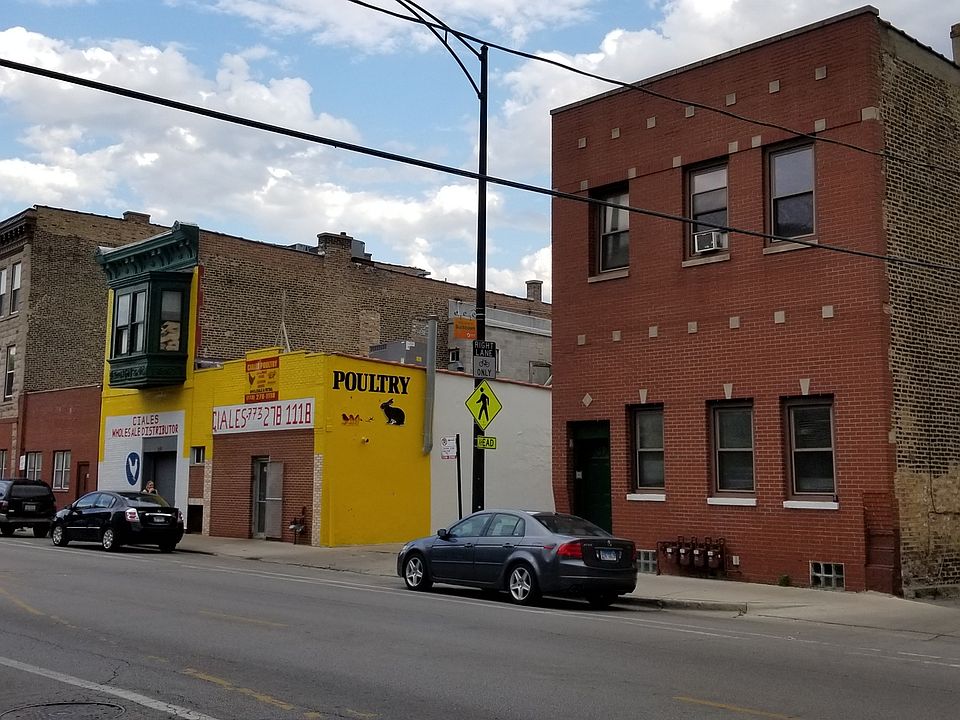 1st image of 2135 W Armitage Ave