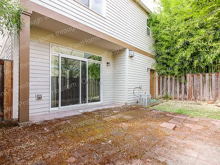 20703 SW Rosemount St — Photo 24