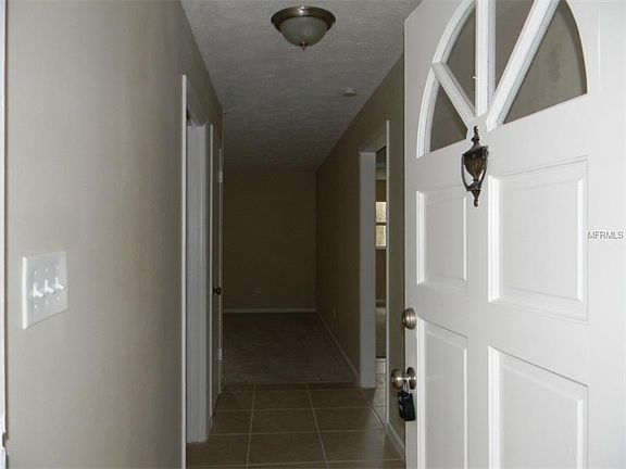 4th image of 3820 Sunnybank Dr