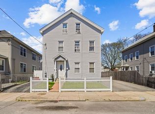 12 Gooding St, Pawtucket, RI 02860