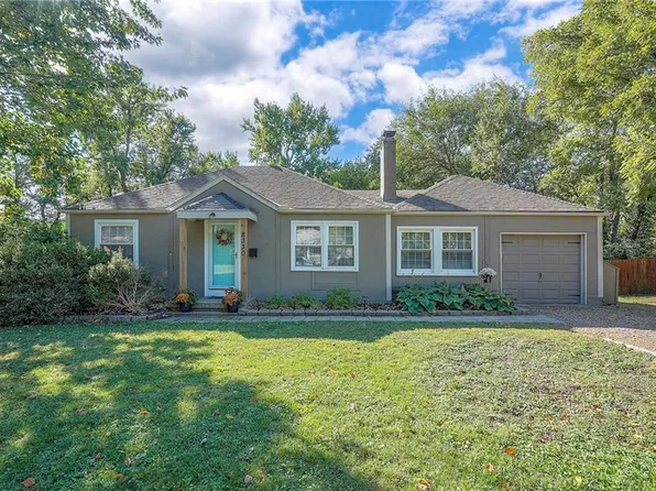 8330 Riley St, Overland Park, KS 66212