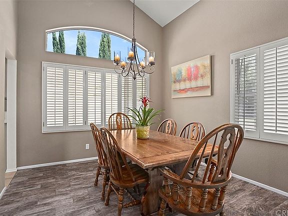 4th image of 40412 Elderberry Ct