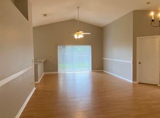 1915 Colonial Woods Blvd, Orlando, FL 32826
