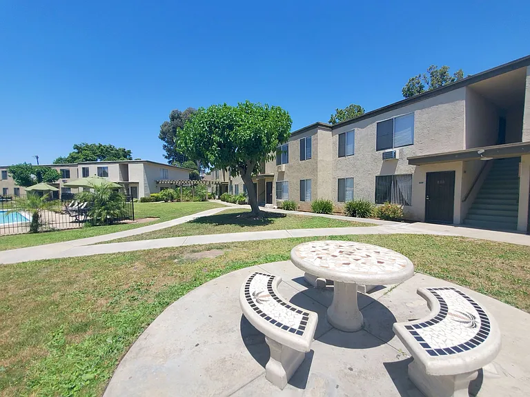 Spacious 2 Bedroom Apartments at The Courtyards in El Cajon — Photo 11