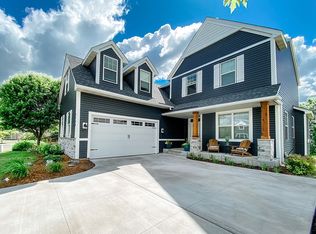 6768 Ranier Ln N, Maple Grove, MN 55311