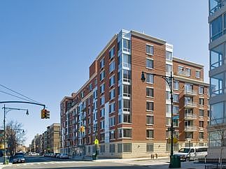 1st image of 454 Manhattan Ave APT 3Q