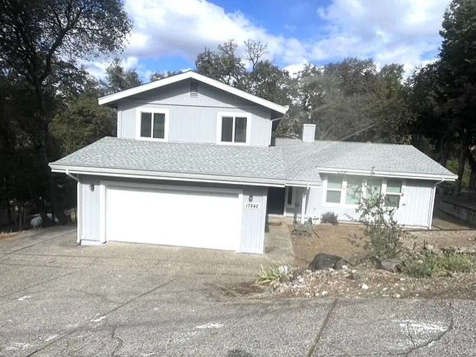17842 Foxtail Dr