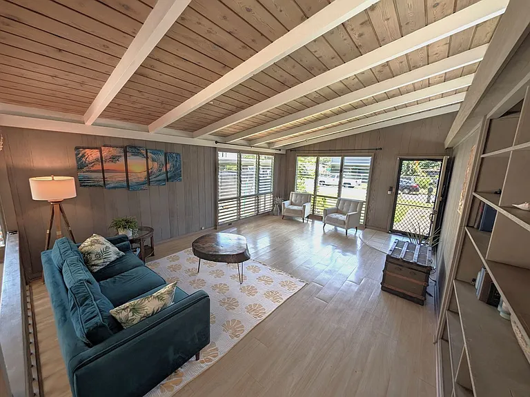 2567 California Ave — Photo 5