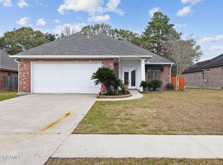 303 Lahasky Dr, Youngsville, LA 70592