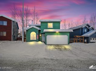 17612 Rachel Cir, Eagle River, AK 99577