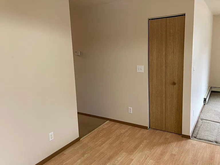 1170 Dodds Dr — Photo 7