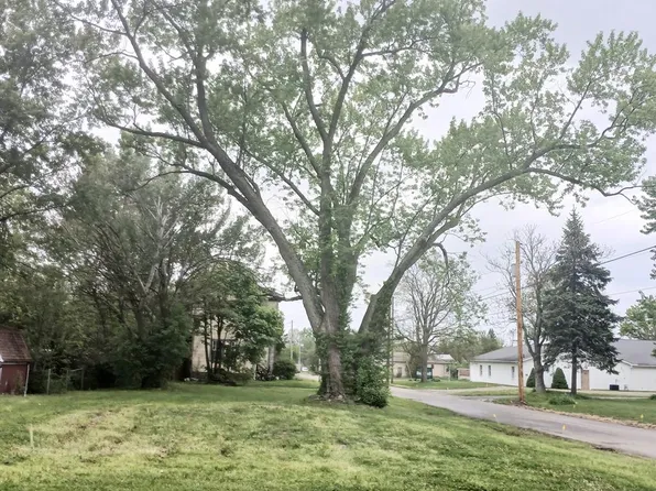 502 W 10th St, Ashland, OH 44805