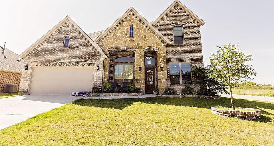 1st image of 522 Woodbine Dr