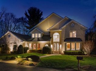 11713 Roberts Glen Ct, Potomac, MD 20854