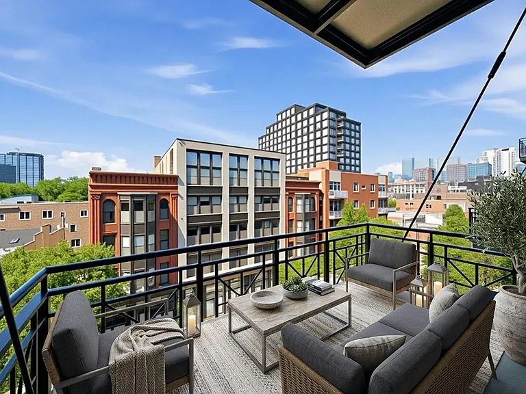 1155 W Madison St #507 — Photo 36