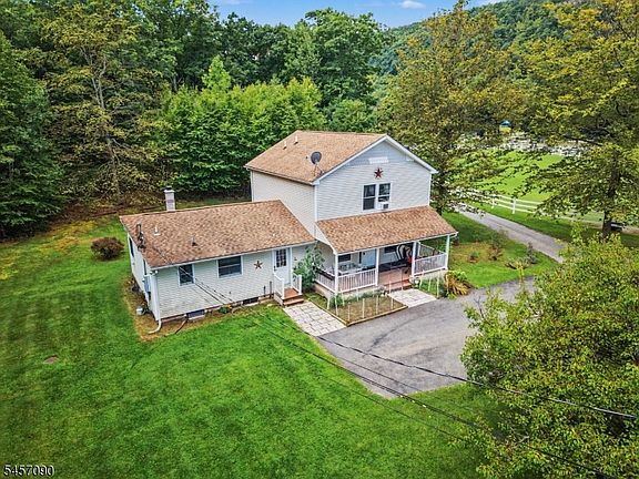 2nd image of 927 Owassa Rd