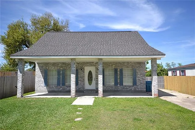 448 Barber Rd — Photo 1