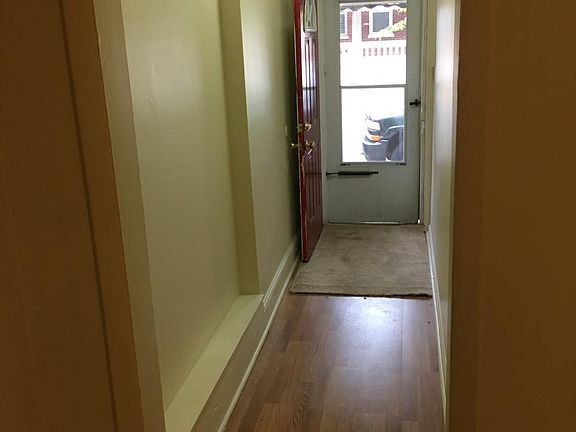 Entry way