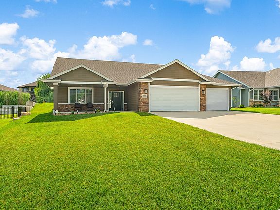 3rd image of 5511 SW Timber Ridge Ln