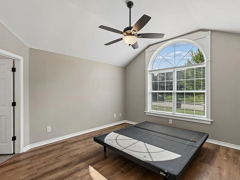8109 Wharf St — Photo 13