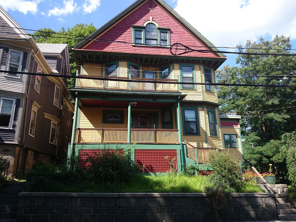 2nd image of 30 Boylston St #2