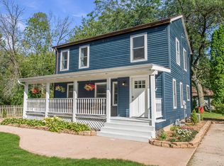 12841 N Oriole Ln, Mequon, WI 53097