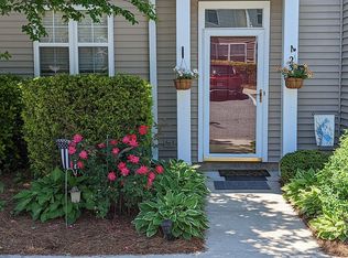 2385 Loch Stone Dr, Gastonia, NC 28054