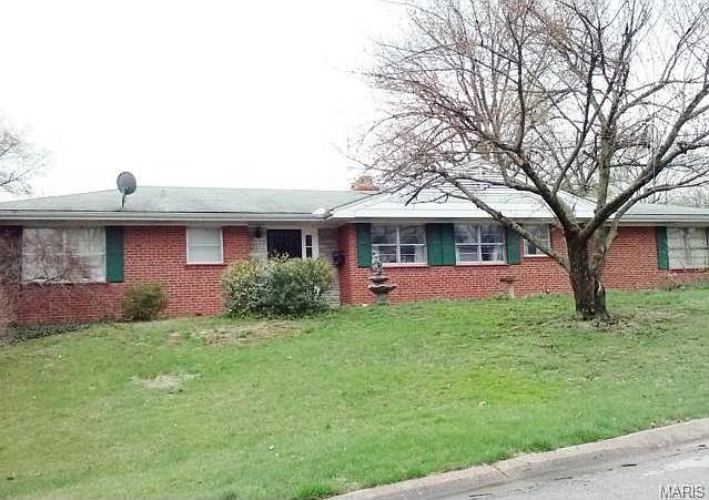 1st image of 10088 Grosvenor Dr
