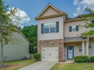 616 Oakside Pl, Acworth, GA 30102