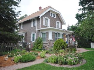 216 E State Rd, Village Of North Prairie, WI 53153