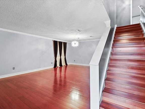 3rd image of 2320 S Village Green St