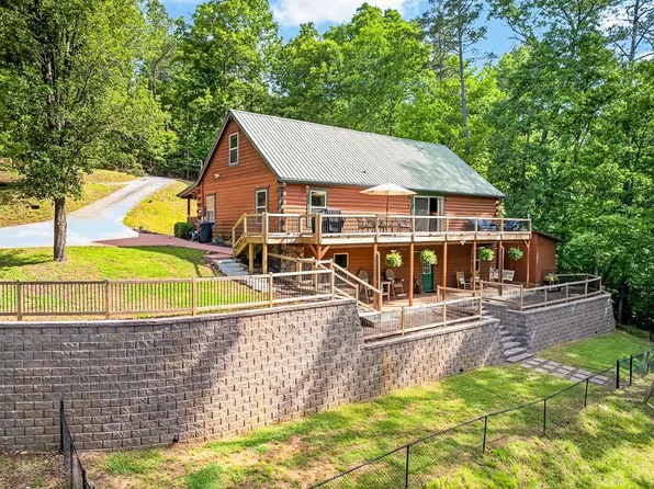 285 Julep Cir, Ellijay, GA 30540